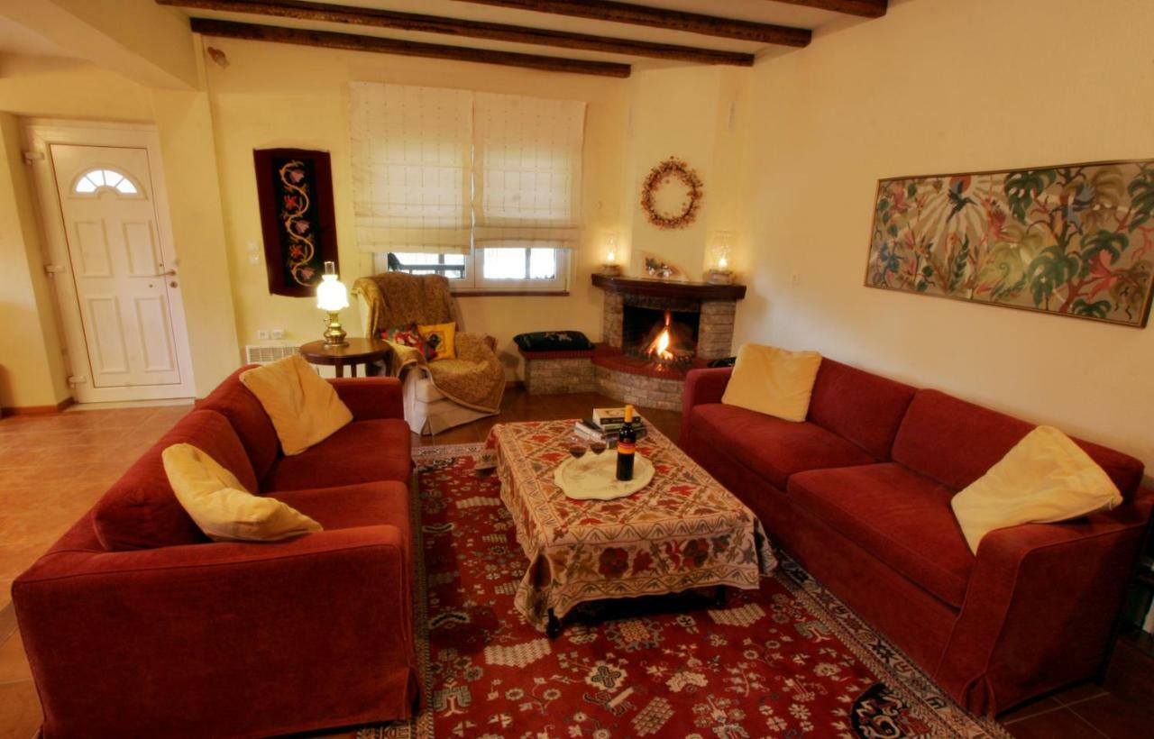 Villa Filokosta Пертули Екстериор снимка